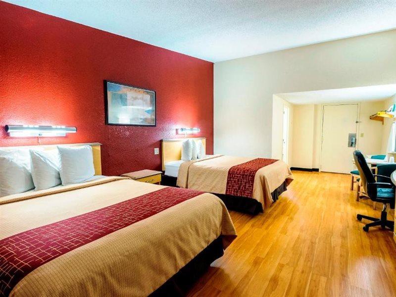 Red Roof Inn & Suites Brunswick I-95 Exteriör bild