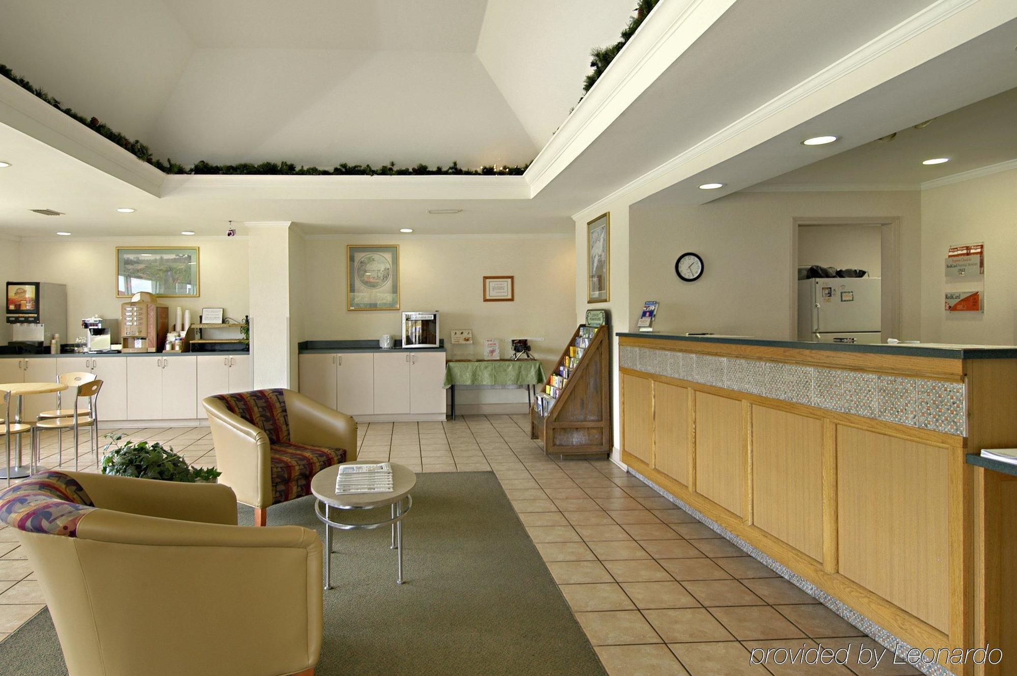 Red Roof Inn & Suites Brunswick I-95 Exteriör bild