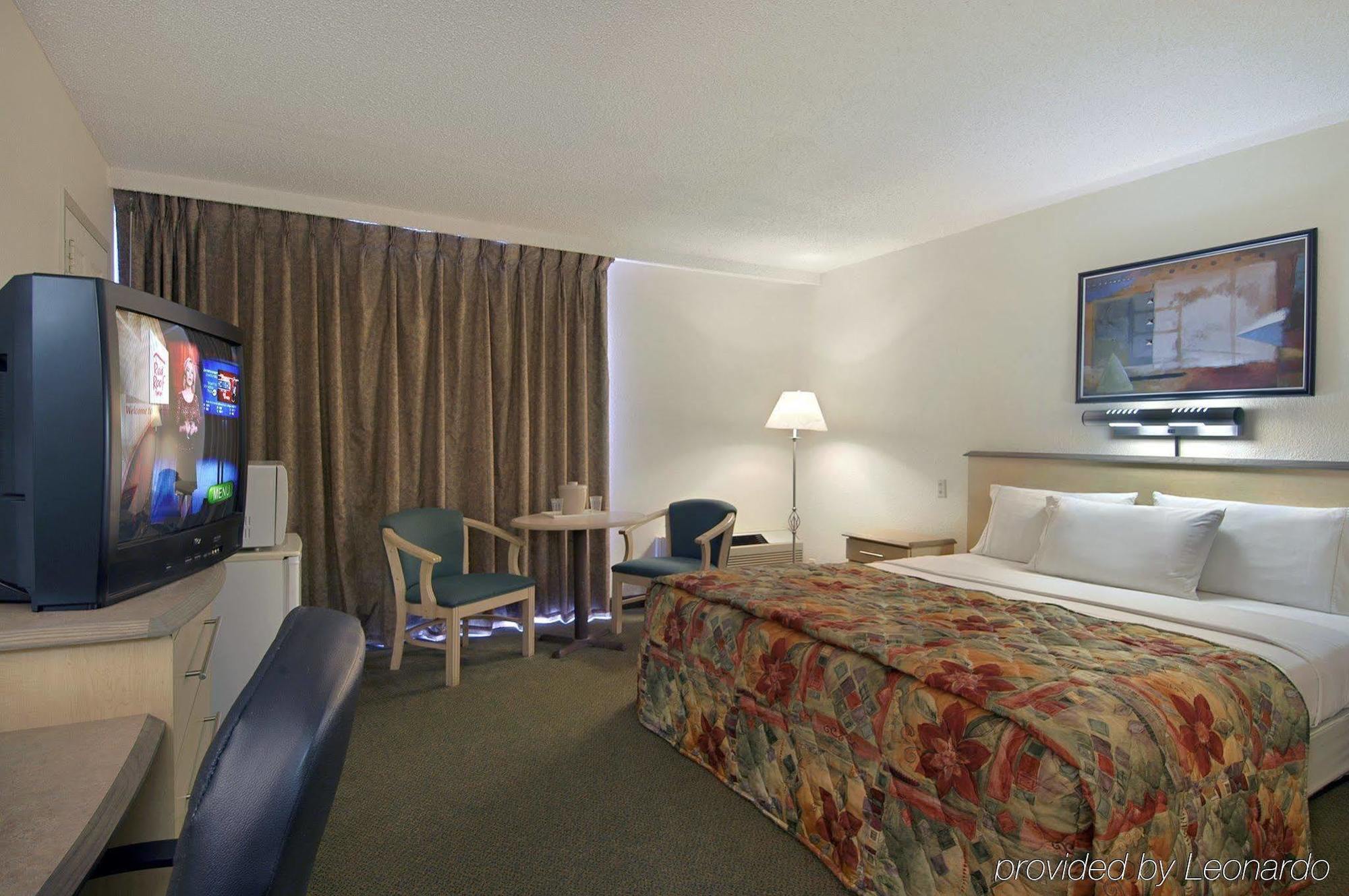 Red Roof Inn & Suites Brunswick I-95 Exteriör bild
